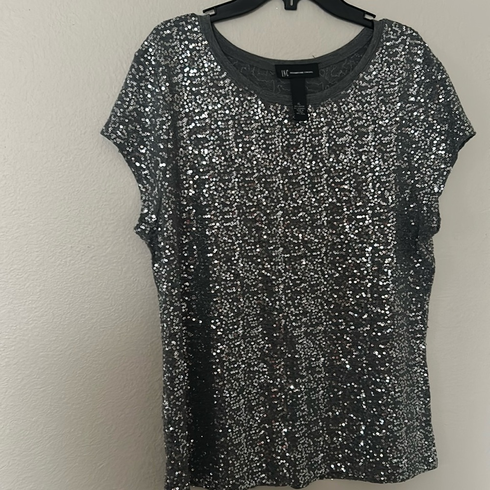 I.N.C international concepts top